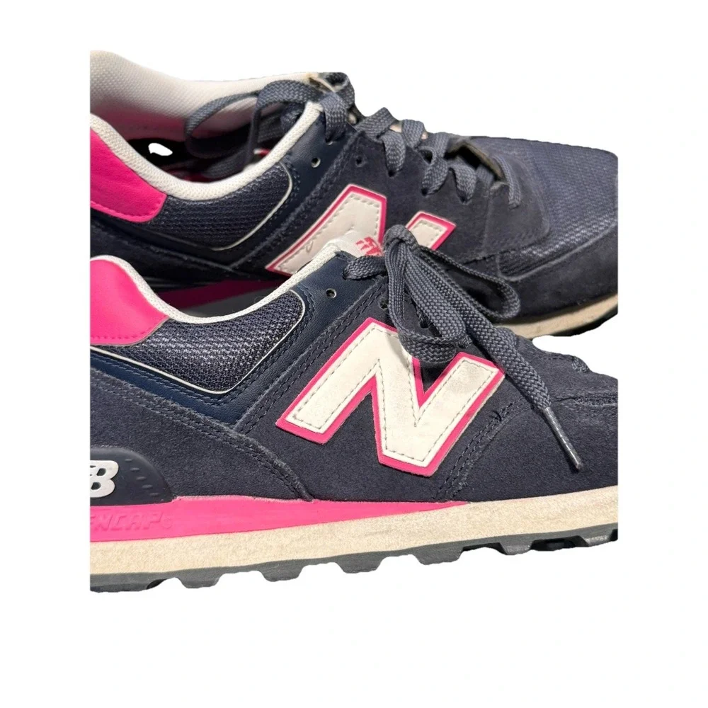 New Balance 574 Navy Pink Platform Liftstyle‎ Shoe WL574ZCB Women 9 Excellent